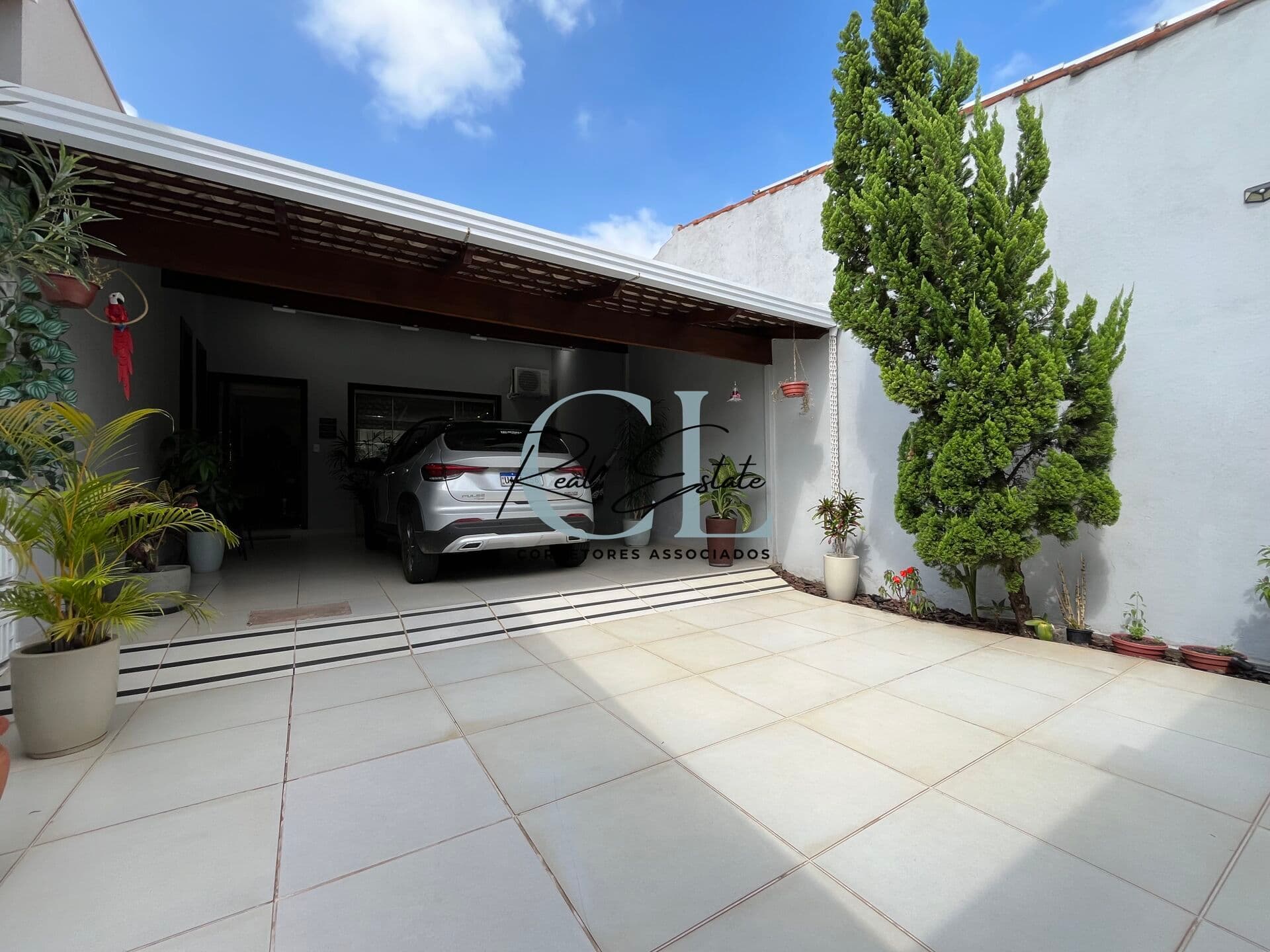Casa em Divinópolis - Vila Romana