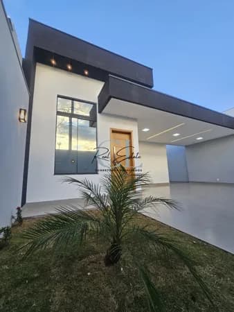 Casa em Santa Bárbara, Divinópolis/MG