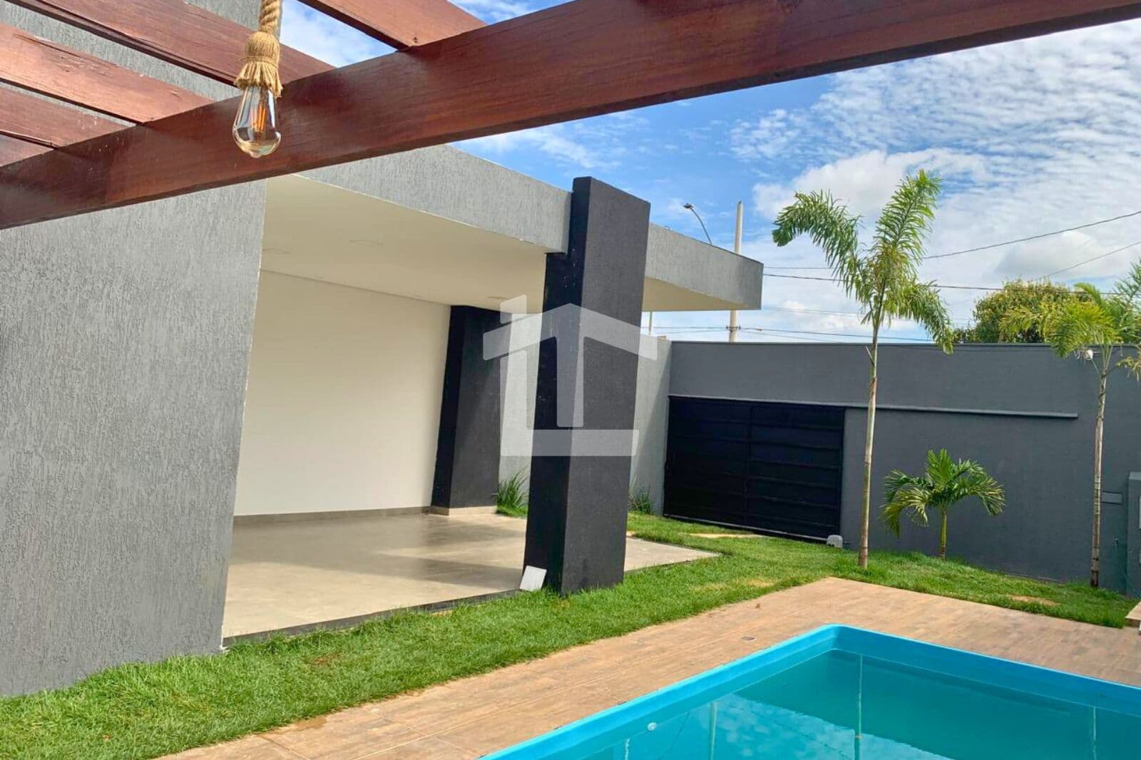 Casa Nova Serrana
