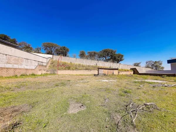 Terreno de 1000m² no PORTAL DA COLINA em Jundiaí/SP por R$ 900.000