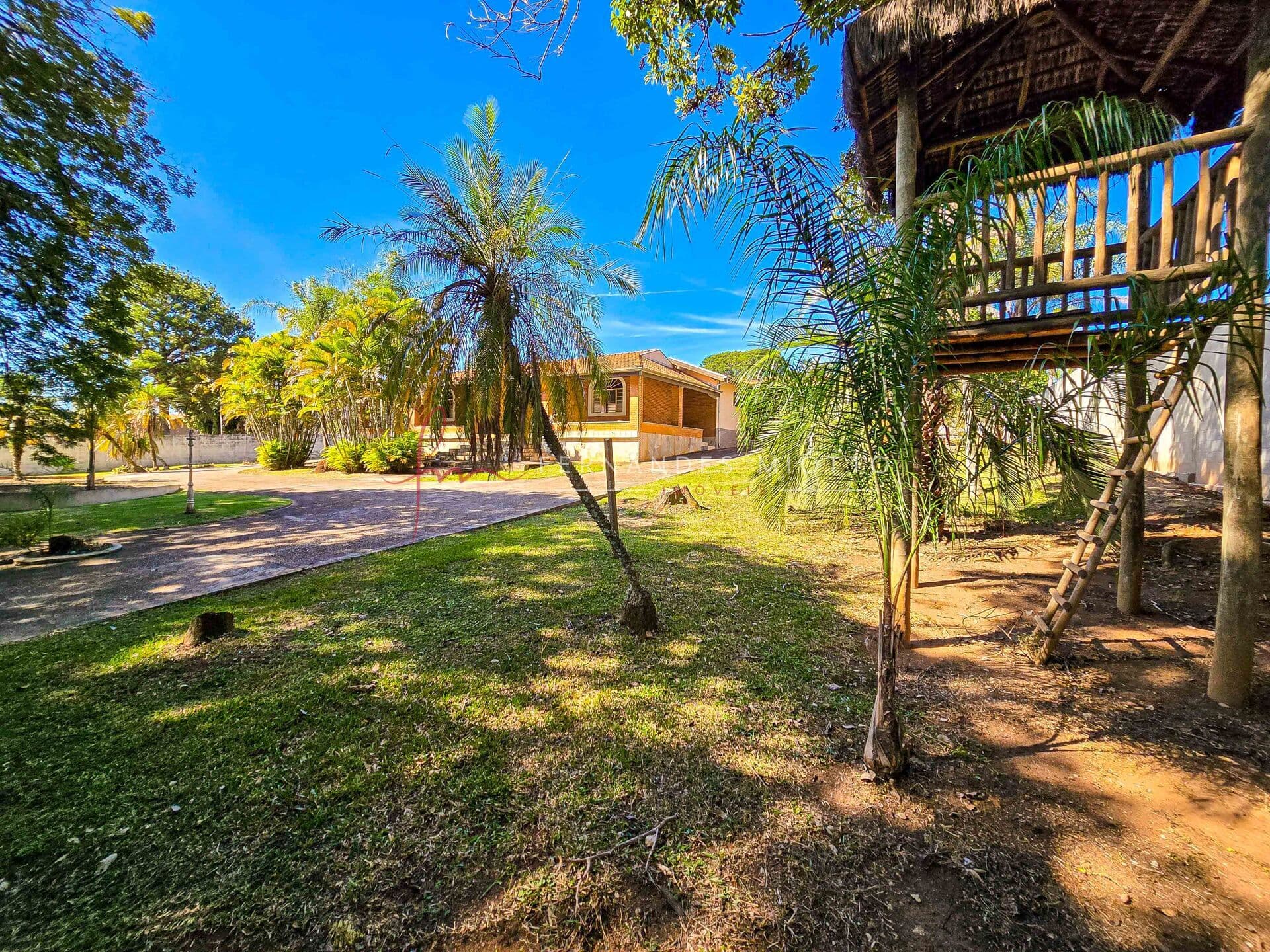 Casa com 5 dormitórios no CHÁCARA MALOTA por R$ 4.500.000