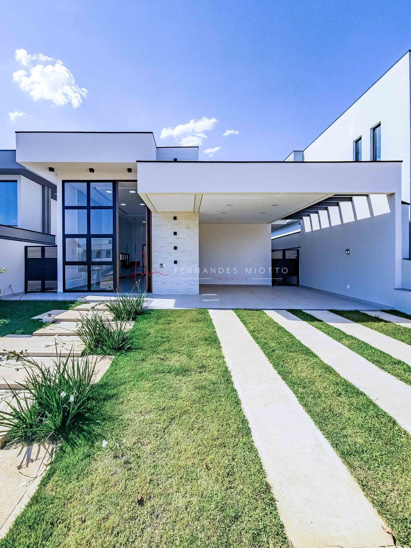 Casa com 3 dormitórios no RESIDENCIAL PECAN em Itupeva/SP por R$2.015.000