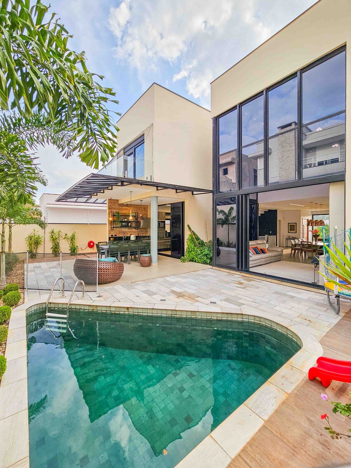 Casa com 4 suítes à venda, 395 m² por R$ 3.200.000 - Quintas do Lago - Jundiaí/SP