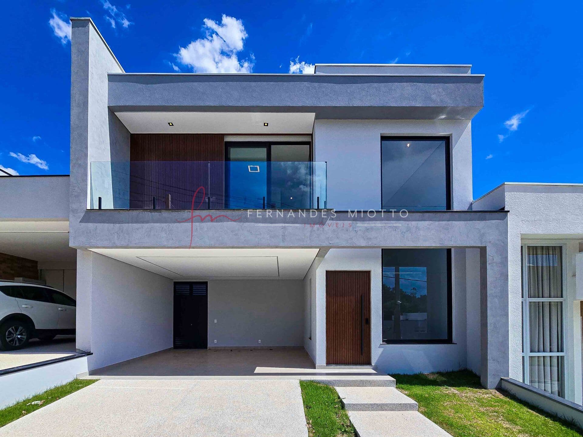 Casa com 4 suítes à venda, 207 m² por R$ 2.290.000 - Villa Giardino - Jundiaí/SP
