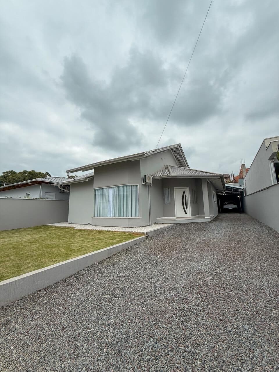 Casa com piscina no Loteamento Colina Verde em Indaial