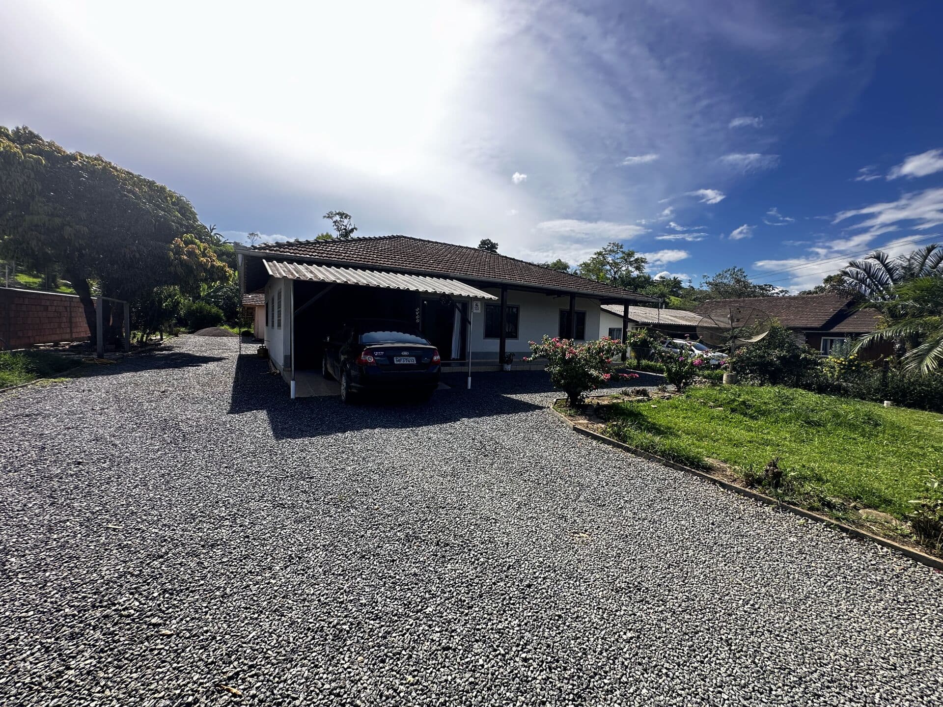 CASA A VENDA NO BAIRRO POLAQUIA EM INDAIAL