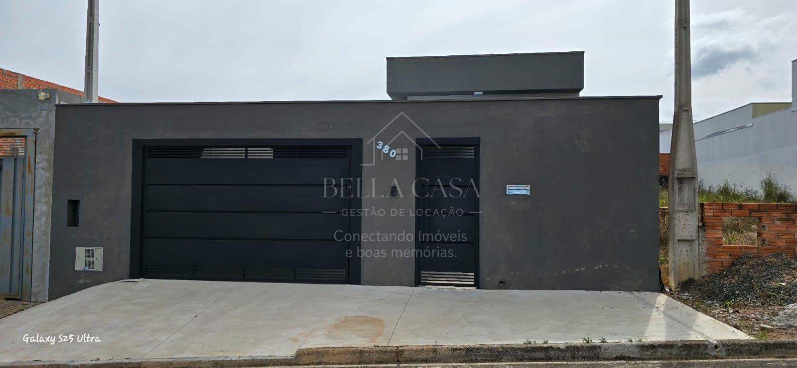 Casa em Lívia, Botucatu/SP