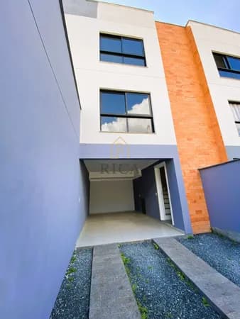 Casa Triplex Escola Agrícola