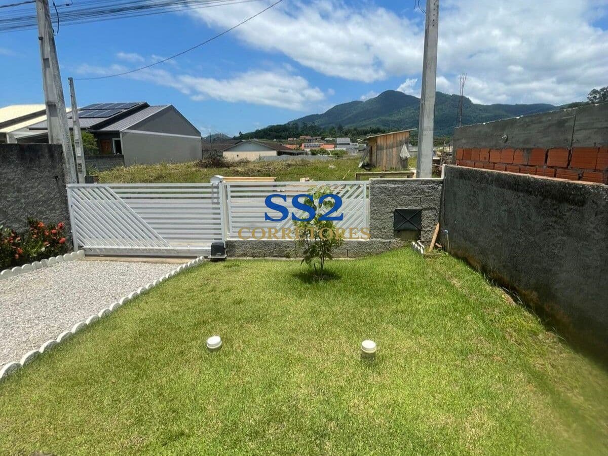 Casa padrão em Indaial/sc.