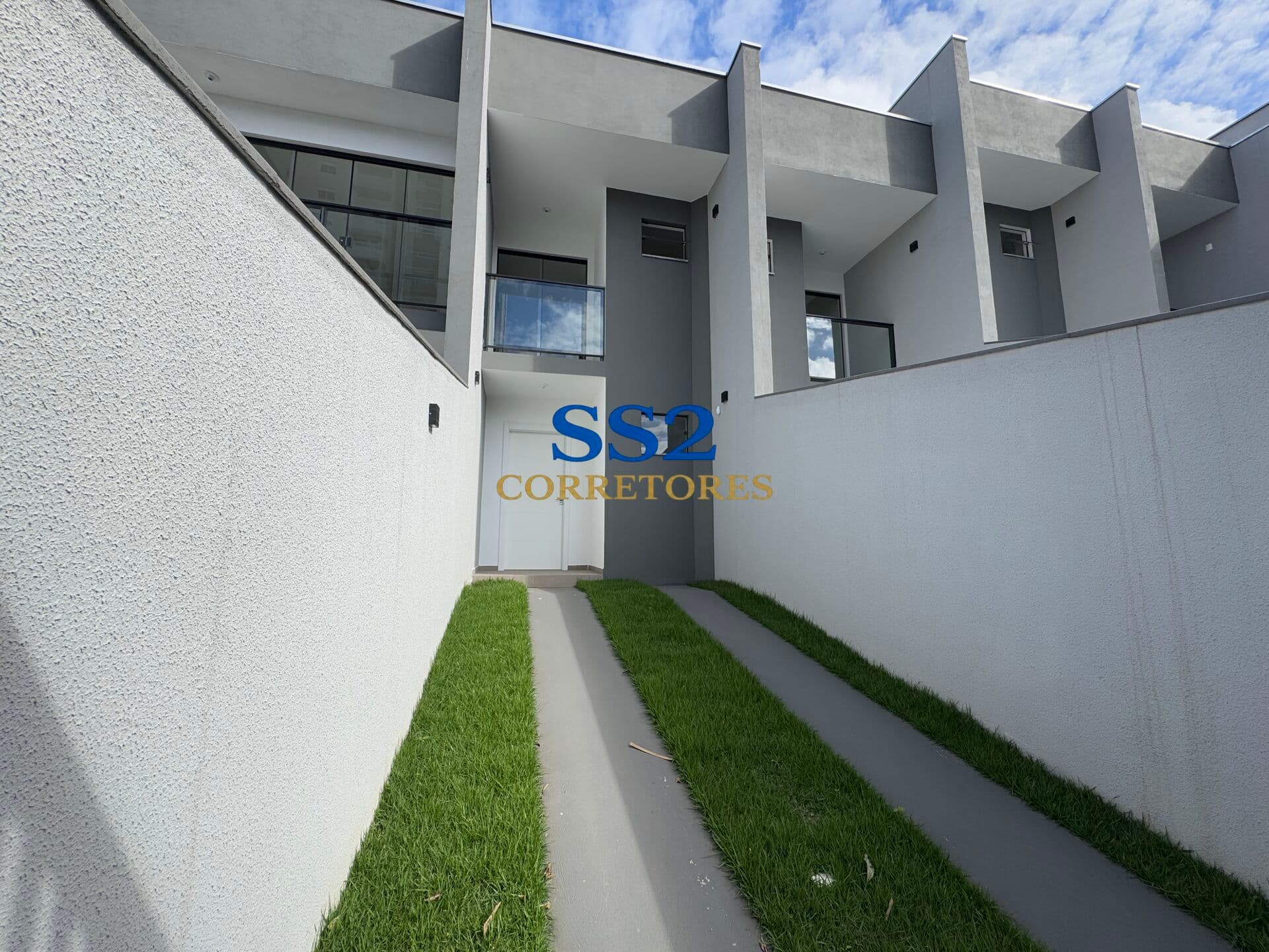 Sobrado Novo Escola Agrícola — Ideal para quem quer conforto, praticidade e sair do Aluguel!