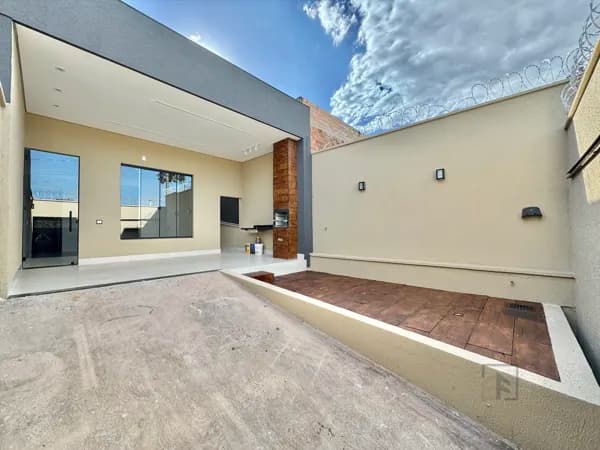 Casa nova com 3 quartos sendo uma suíte a venda no Residencial Marilia