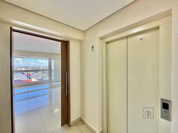 Apartamento com 3 suítes plenas a venda no bairro Jardim Goiás em Goiânia