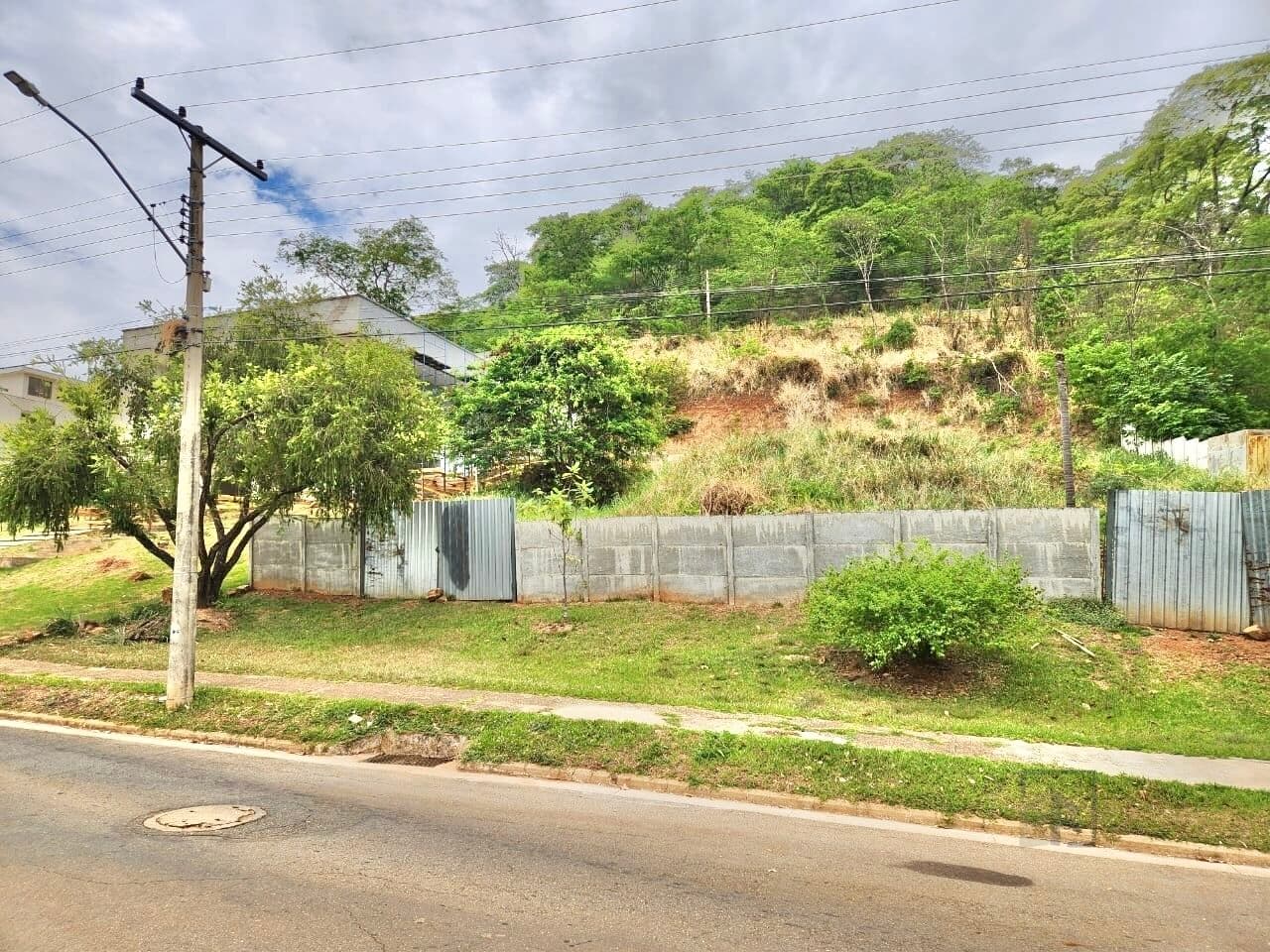 Lote aclive com 1622 m² a venda no condomínio Aldeia do Vale em Goiânia