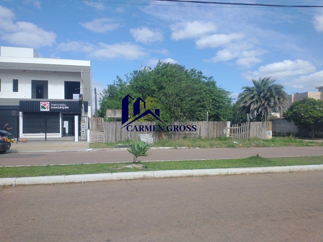 Terreno na AV Luiz Pasteur