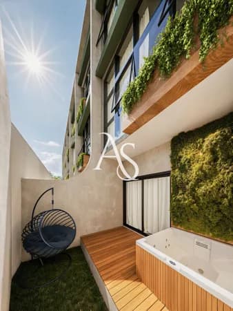 Flays tipo Studio com 1 ou 2 a poucos metros do mar