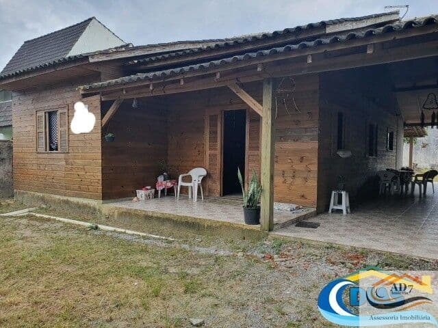 Casa Madeira em Pontal do Sul, Pontal do Paraná/PR