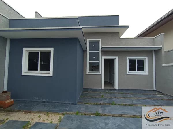 Casa Padrão 3 Dormitórios-pertinho da praia-com piscina-Leblon-Pontal do Paraná