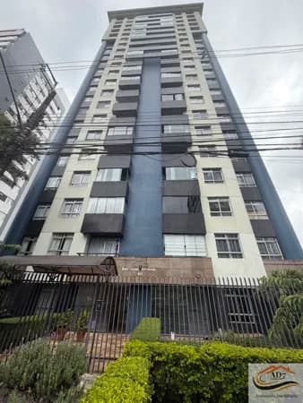 Apartamento em Cristo Rei, Curitiba/PR