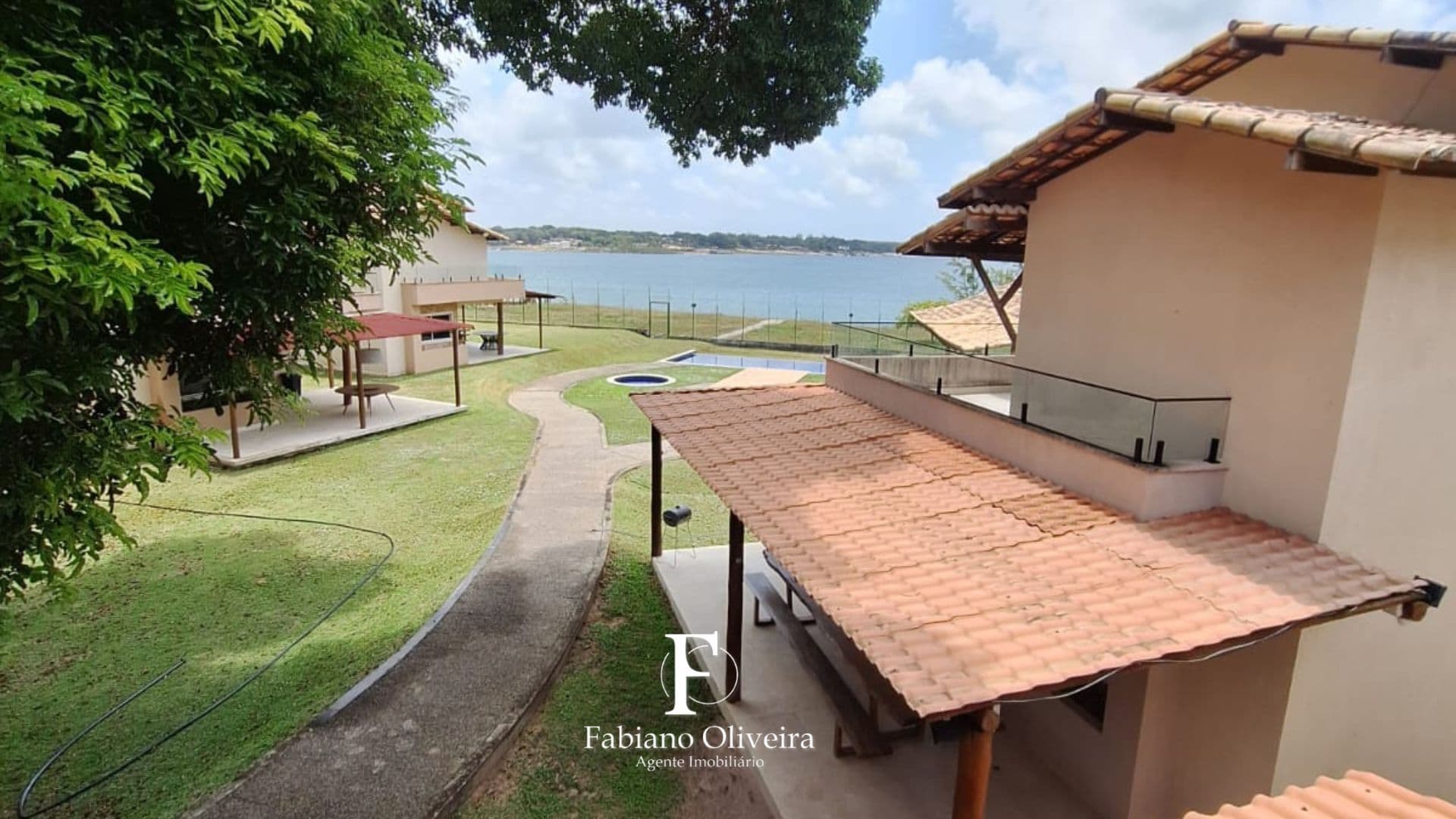 BELÍSSIMA E ACONCHEGANTE CASA À VENDA NA LAGOA DO BONFIM - VOCÊ MERECE ESSE ESSE LUGAR TRANQUILO