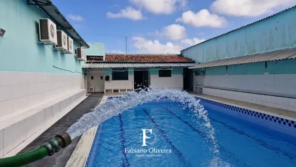 VENDE-SE PRÉDIO COMERCIAL AMPLO - BAIRRO SANTA CATARINA NATAL/RN