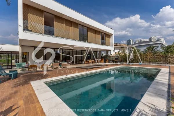 Casa à venda no Alphaville Conde II em Barueri