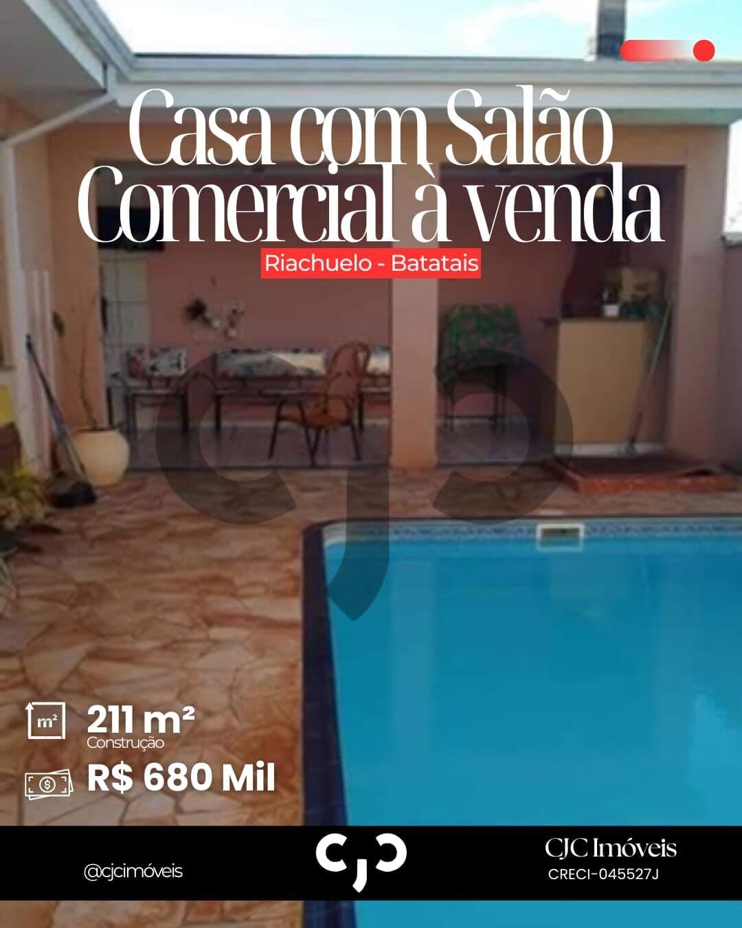 Casa com Salão Comercial no Riachuelo- Batatais - SP