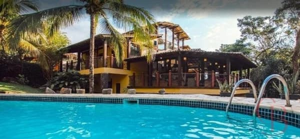 Linda Casa Refúgio