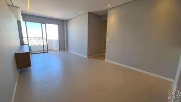 Apê reformado 85m² 2 dorms com suite master + vaga + localização top