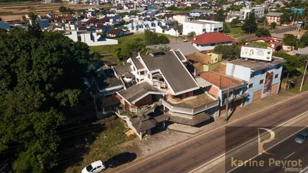 Casa Residencial/Comercial