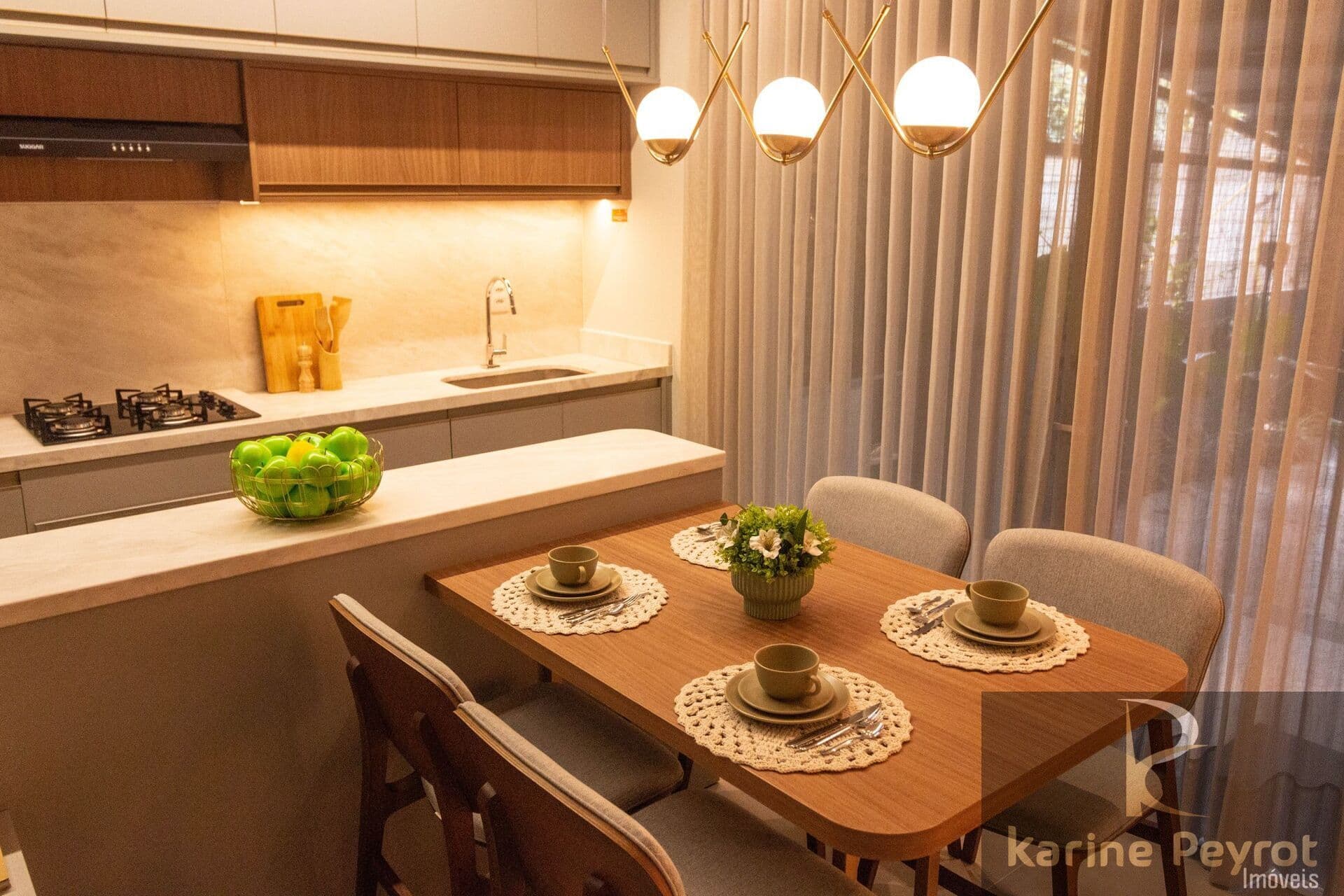 Apartamento com Office