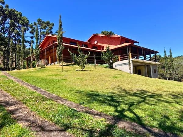 Chácara Alto Padrão | O Refúgio Definitivo em Gonçalves