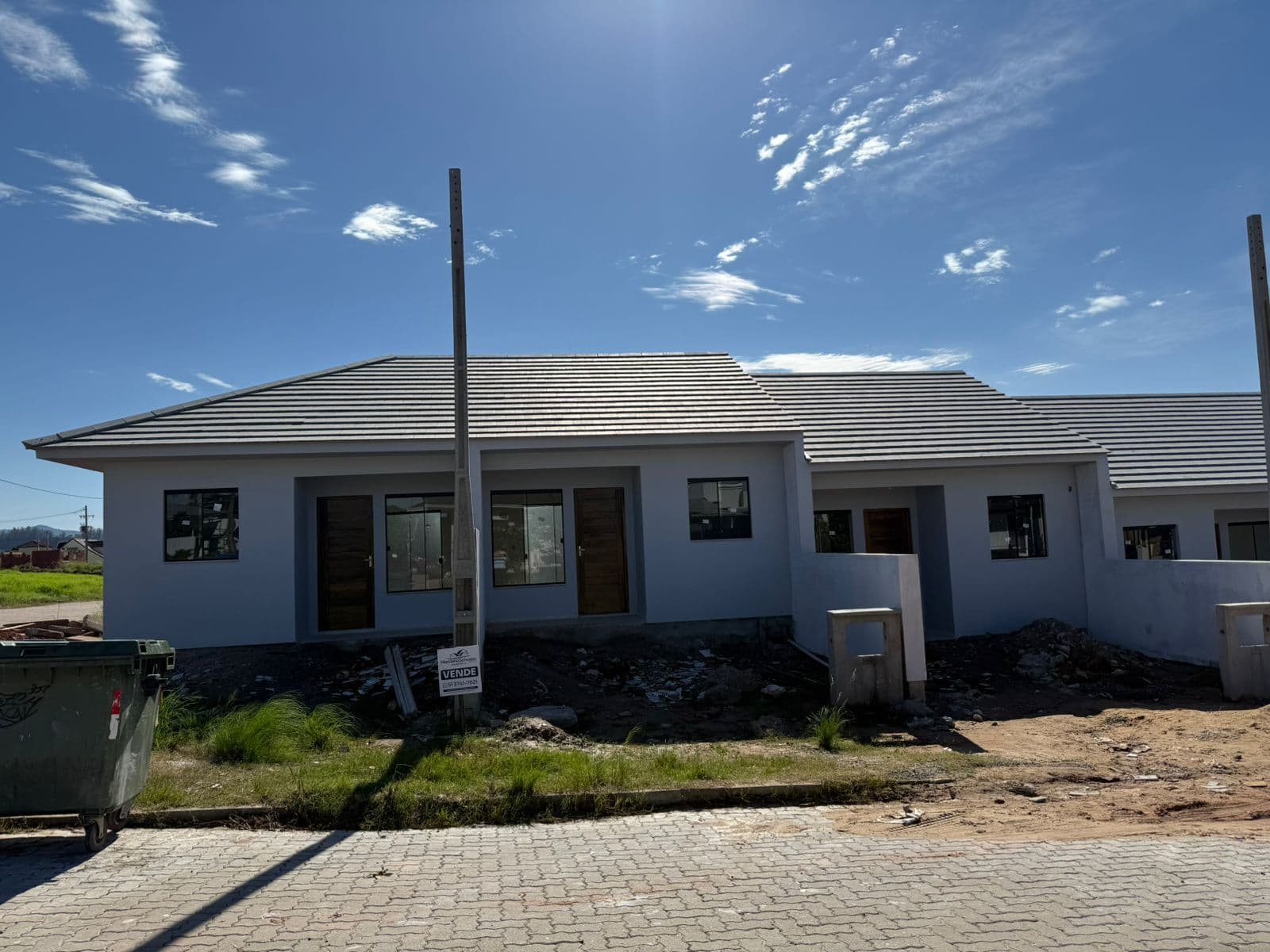 Casa Geminada nova
