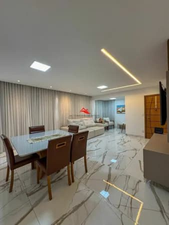 Apartamento à venda no bairro Praia do Canto em Vitória/ES