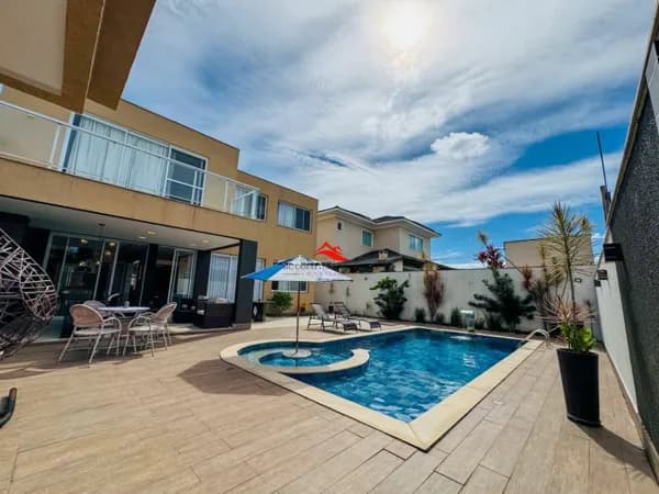 Casa à venda no bairro Jacuhy em Serra/ES