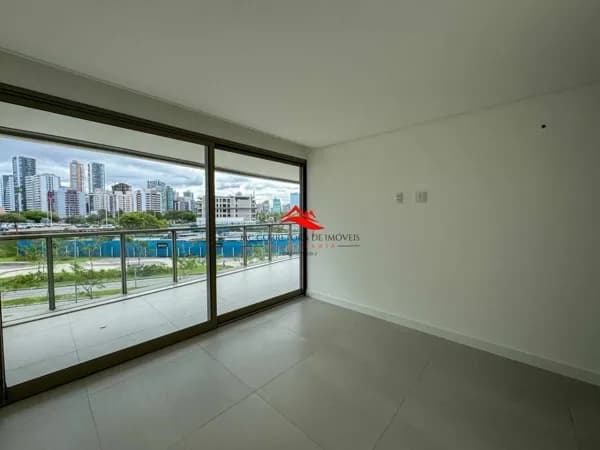 Apartamento à venda no bairro Enseada do Suá em Vitória/ES