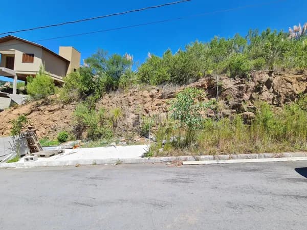 Terreno com 282m² pronto para construir