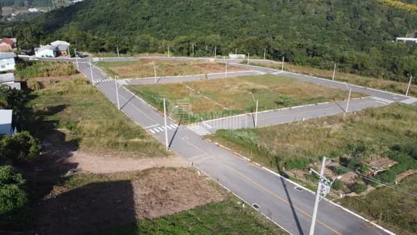 Terreno à venda no bairro Santa Helena em Bento Gonçalves/RS
