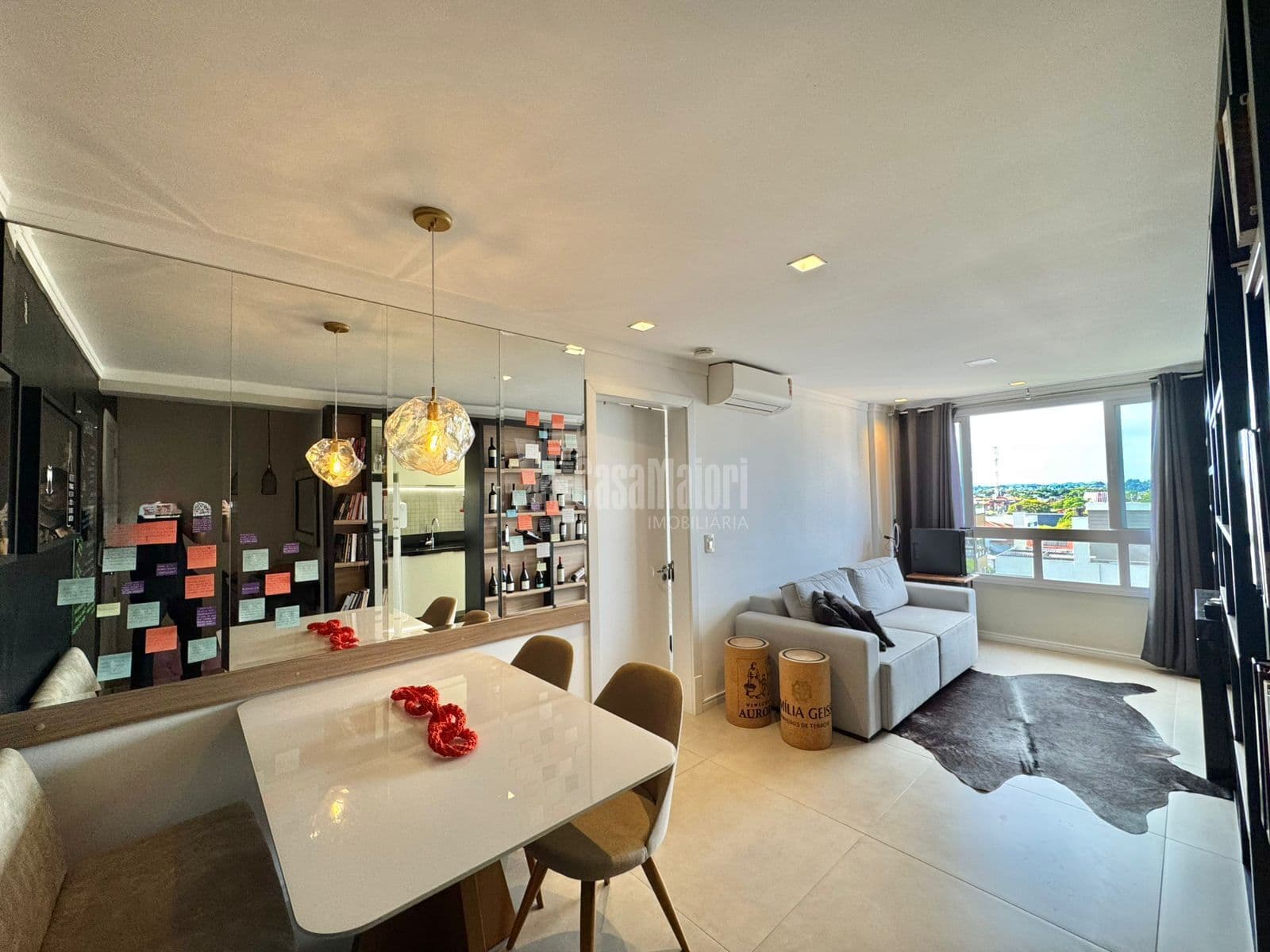 Apartamento mobiliado e decorado de 1 dormitório
