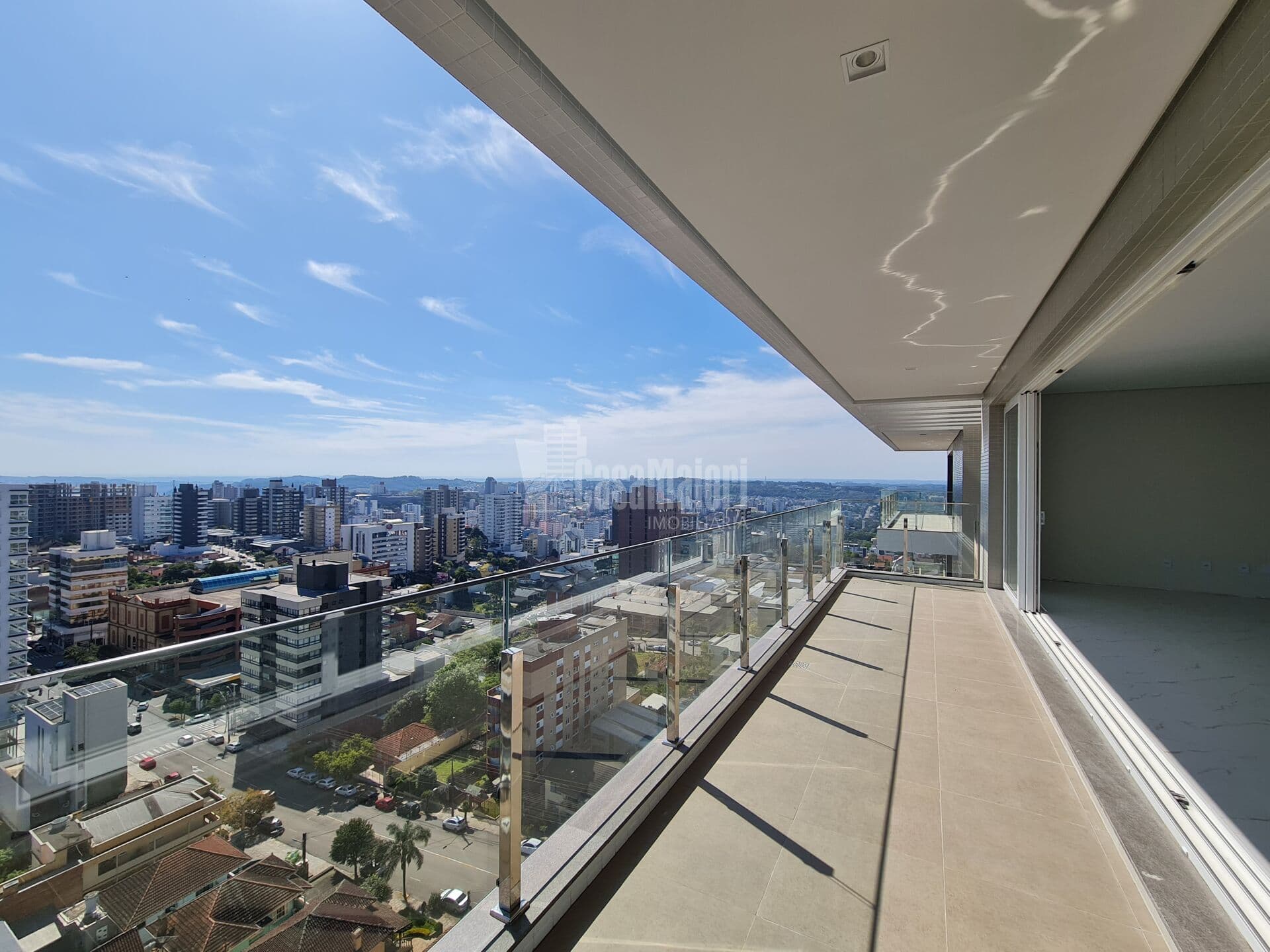 Apartamento de Alto Padrão com 215 m²