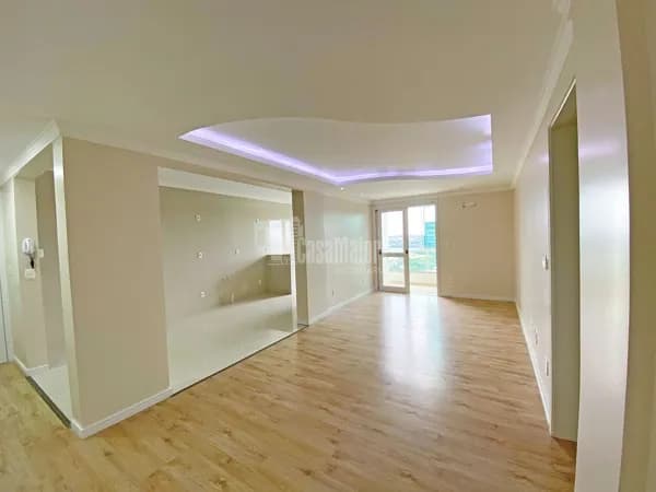 Apartamento de 3 Dormitórios com suíte e 2 vagas!