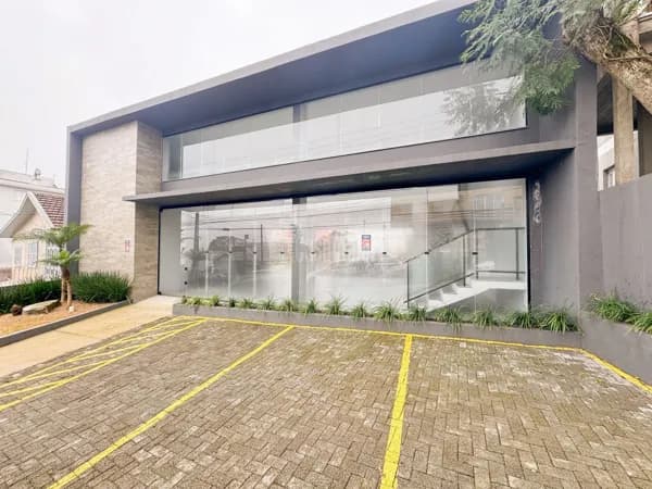 Sala Comercial com 283m²