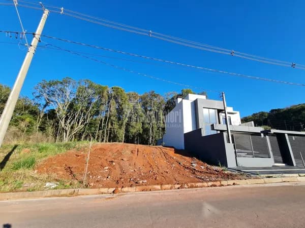 Terreno à venda no bairro Universitário em Bento Gonçalves/RS