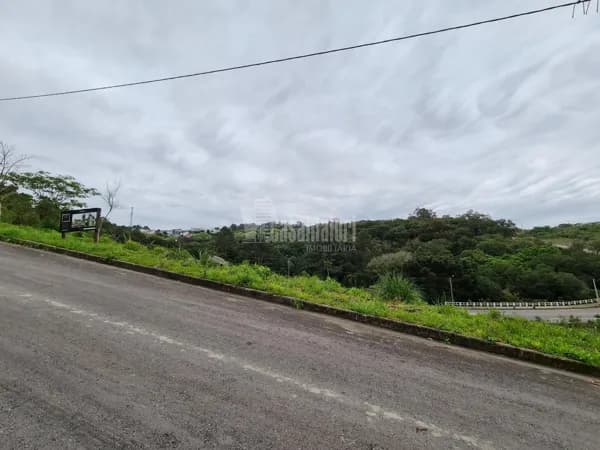 Terreno à venda no bairro Universitário em Bento Gonçalves/RS
