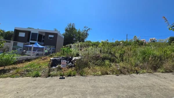 Terreno 100% plano no Loteamento Fátima!