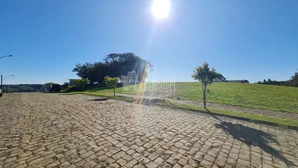 Terreno em Condomínio Fechado com 2.790m²