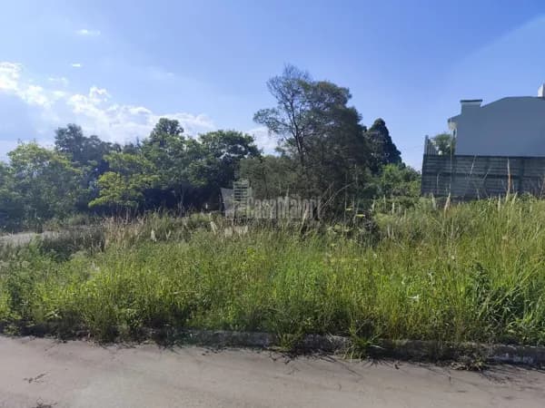 Terreno amplo de 12x32m no Loteamento São Valentim