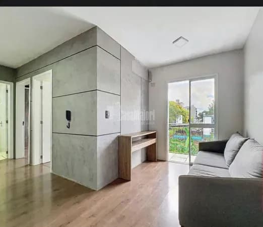 Apartamento de 2 dormitórios semi-mobiliado