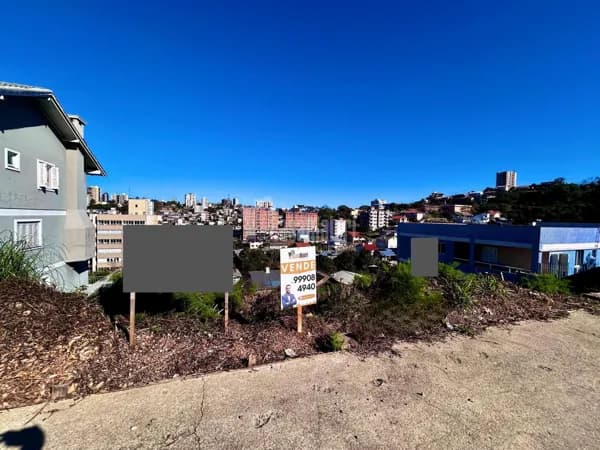 Terreno à venda no bairro Universitário em Bento Gonçalves/RS