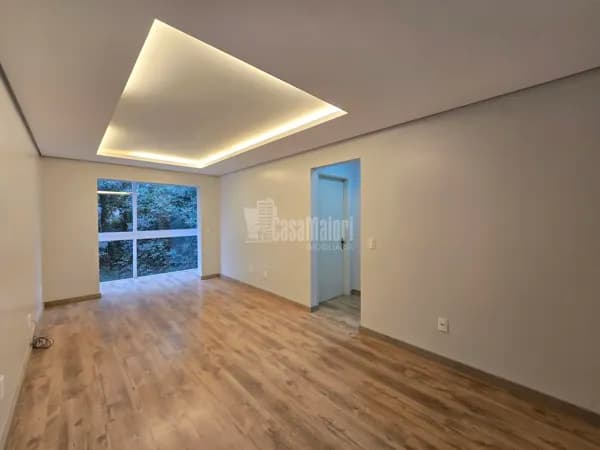 Apartamento de 2 dormitórios no Bairro São Francisco!