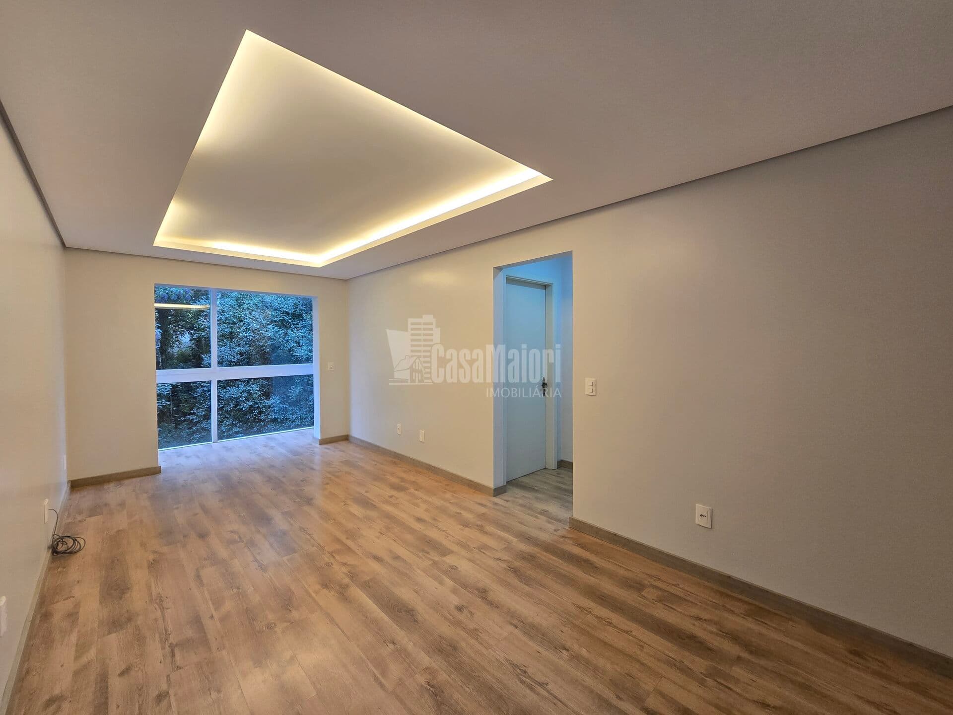 Apartamento de 2 dormitórios no Bairro São Francisco!